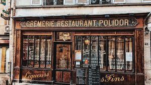 Paris: Private Food Tour with your Friendly Local Guides Cover Image