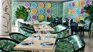 Dubai: Dinner Buffet at Versace Cover Image