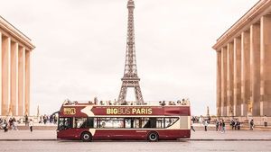 Full Day Paris Open Deck Bus Shopping Tour with Wine Tasting Cover Image